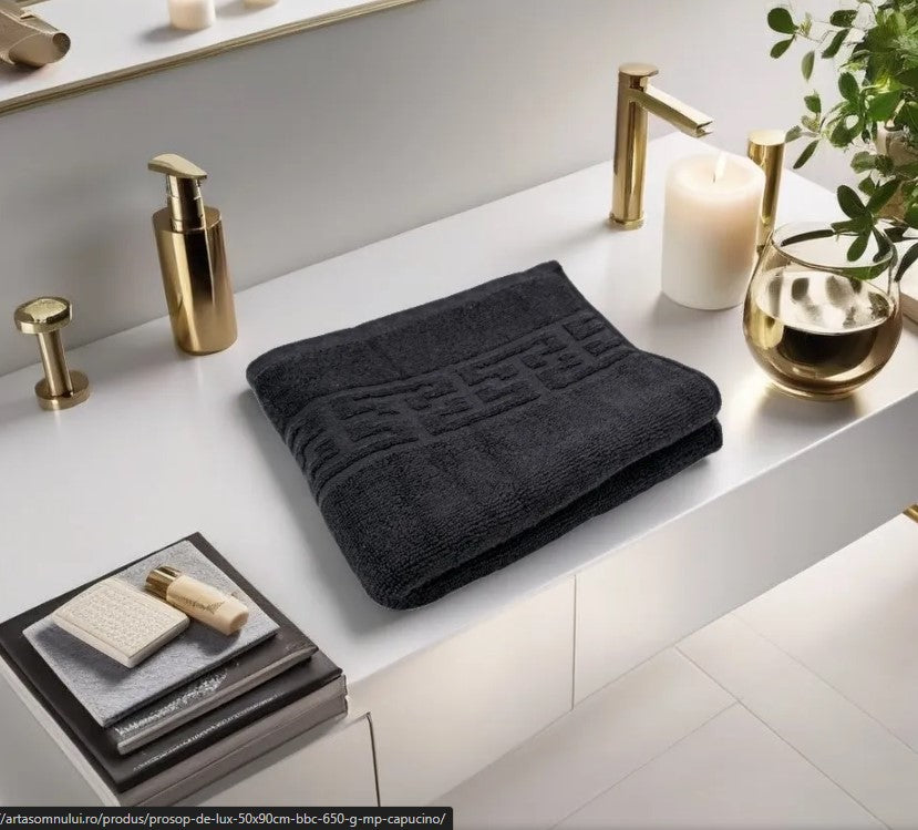 Set family 5 prosoape și covoraș de Baie, Bumbac pieptanat 100%